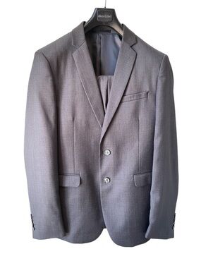 Alberto Cardinali Men's Grey Two-Button Notch Lapel Suit Jacket 44S Pants 38S
